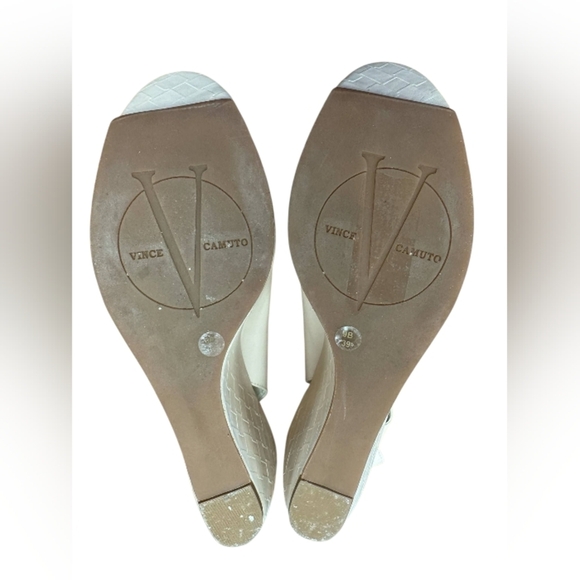 Vince Camuto Leather Wedge Heel Pale Pink Creme Size 9B EUC - Picture 8 of 9